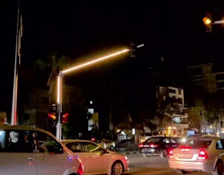 إشارة مرور بانورامية في أوتستراد المزة